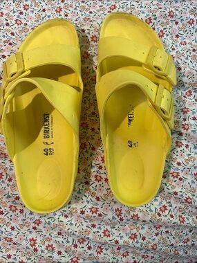 Birkenstock Yellow Two-Strap EVA Slides size 40 w9